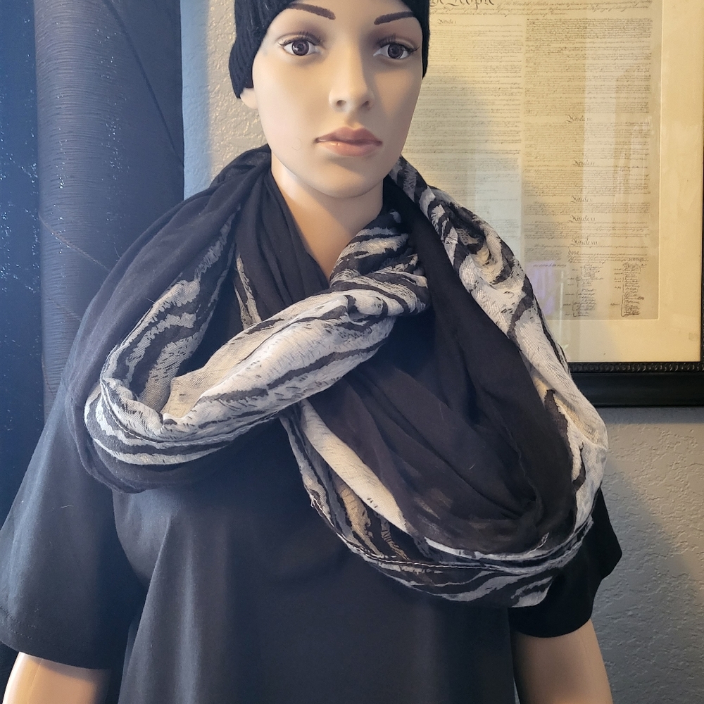 Infinity Scarf - Picture 3 of 3